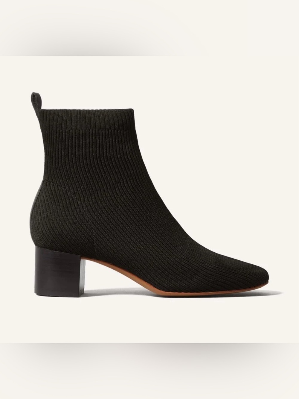 Everlane NIB The Glove Boot in Black